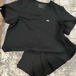 COPY - Figs scrub set